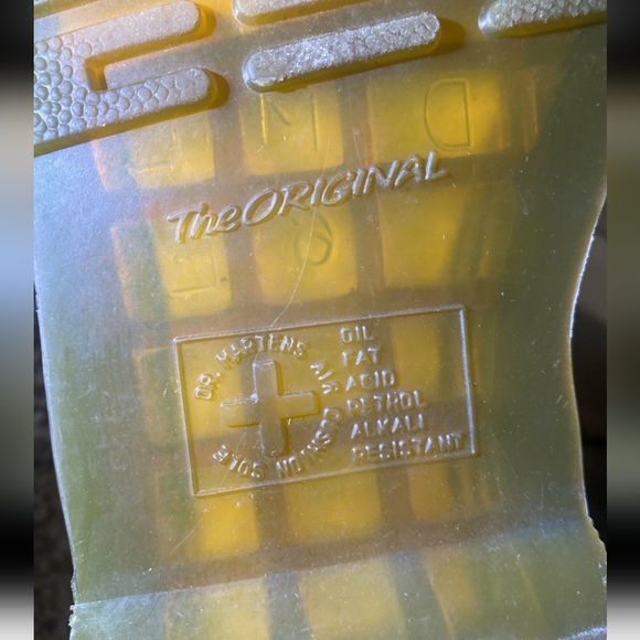 Dr Martens Boots m8 - Picture 4 of 8